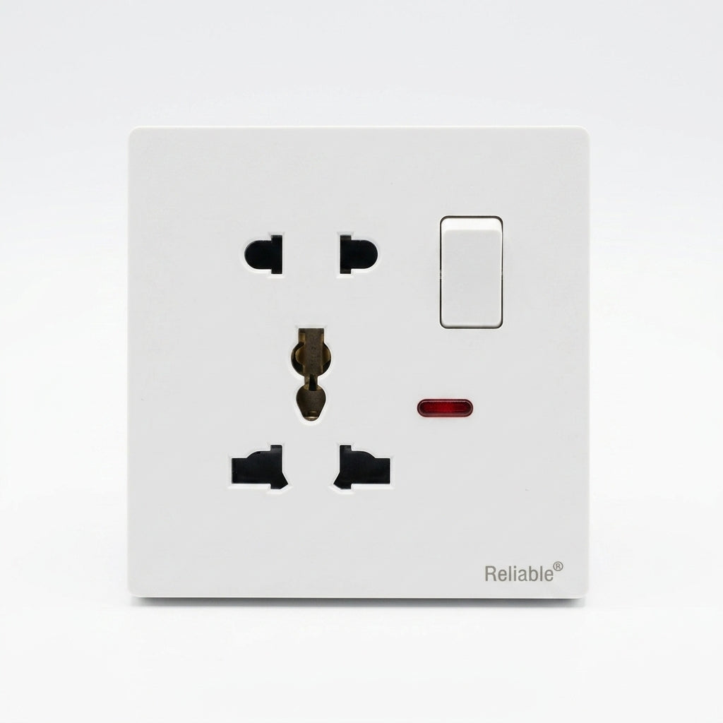 5 Pin Universal Socket – Multi-Standard Electrical Wall Socket