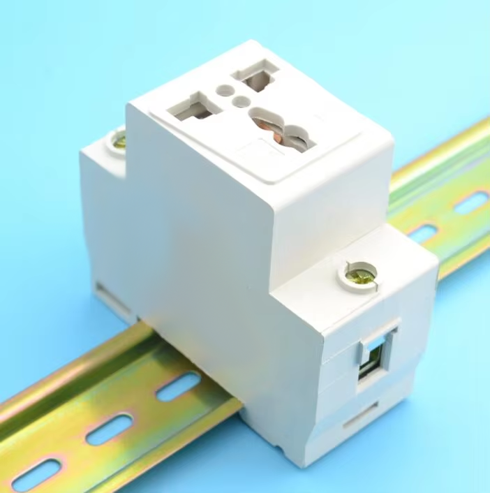 3 Pin 2P Plug 35mm DIN Rail Mount AC Power Socket