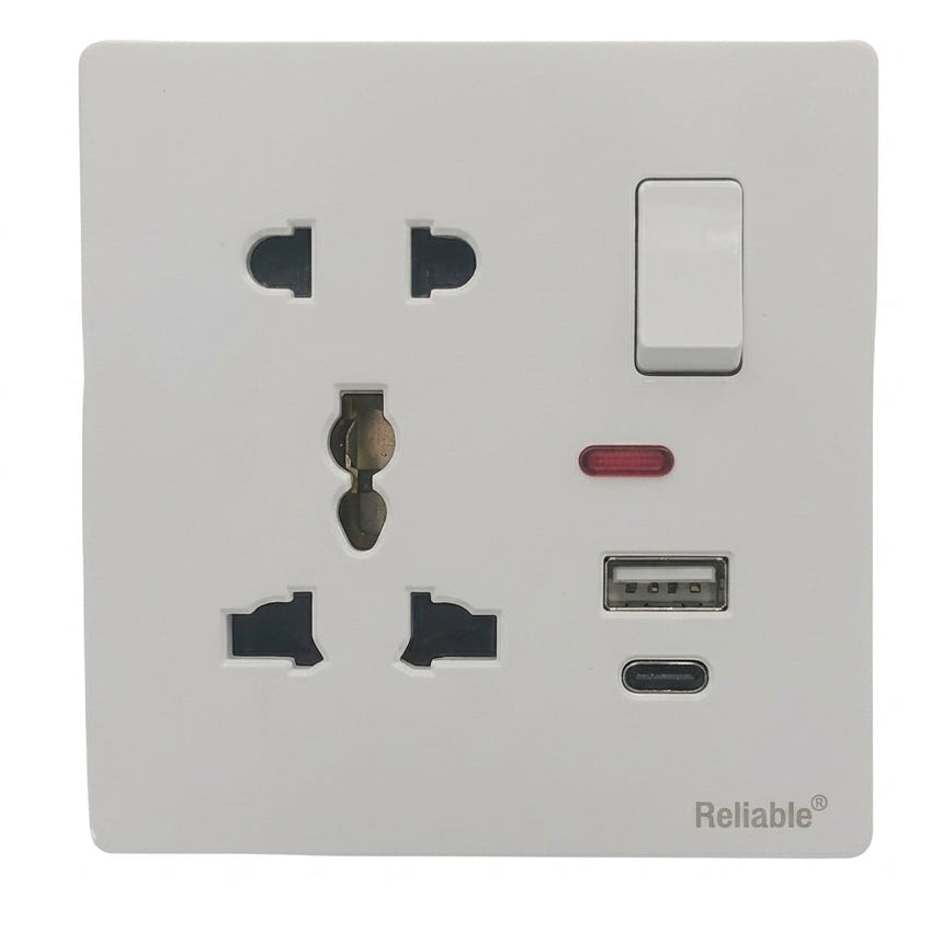 Universal Socket with USB & Type-C Charger – 16A | Reliable Electric