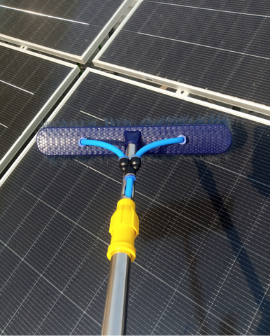 Solar Panel Cleaning Brush With Built-in Water Supply