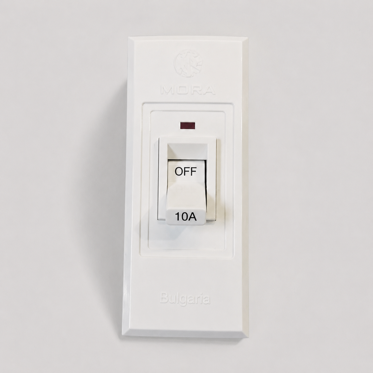 MORA Safety Breaker 1P+1E 250V Circuit Breaker | 50/60Hz Protection (10A, 15A, 20A, 32A, 40A)
